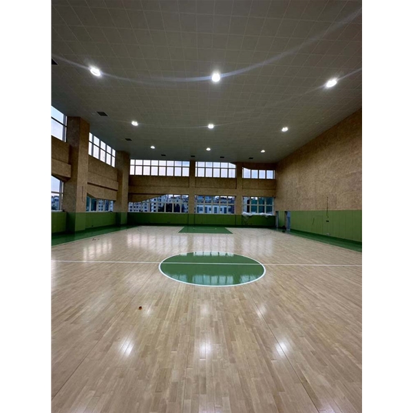 白云江夏籃球場運(yùn)動(dòng)木地板